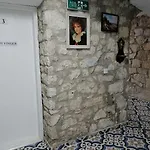 Kaktueshan Hotel