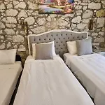 Kaktueshan Hotel