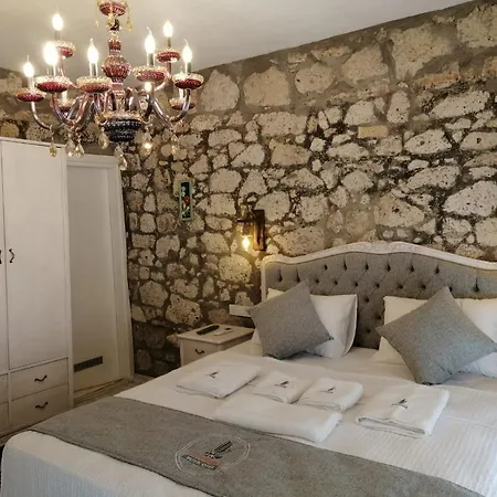 Kaktueshan Alaçatı