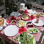 Hotel Kaktueshan *