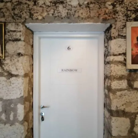 Kaktueshan מלון